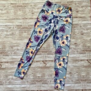Bally Fitness Light Blue Floral 7/8 Leggings Sz XS